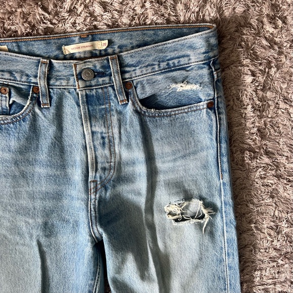 Wedgie Straight Levi’s - Picture 3 of 7